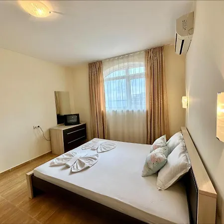 Menada Sky Dreams סבטי ולאס