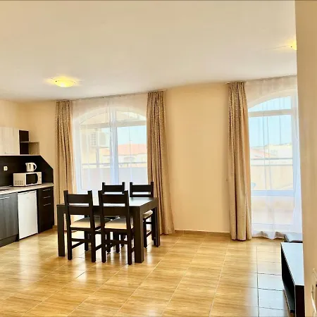 Menada Sky Dreams סבטי ולאס