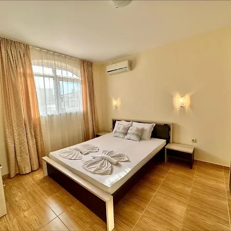 Menada Sky Dreams * סבטי ולאס