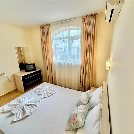 Menada Sky Dreams Apartament *